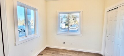 Building Photo - 2141 SW 19th St