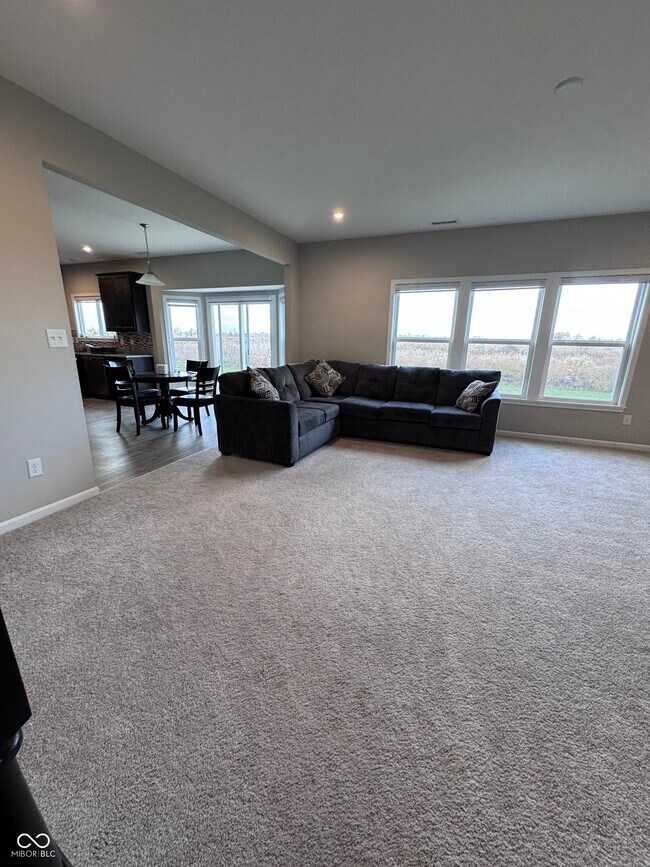 Building Photo - 5508 Woods Pointe Dr