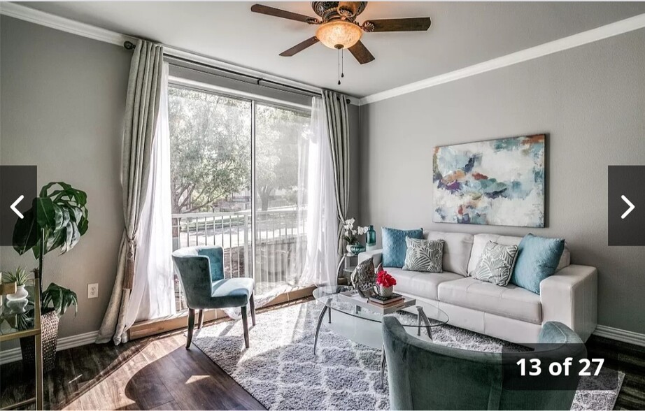 Living room - 339 Las Colinas Blvd E