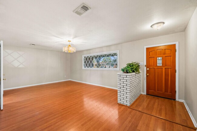 Building Photo - 3423 56th St