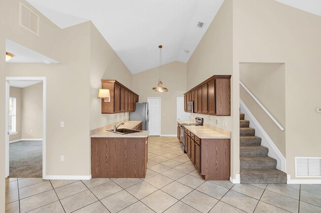 Building Photo - 1422 Saffron Trail