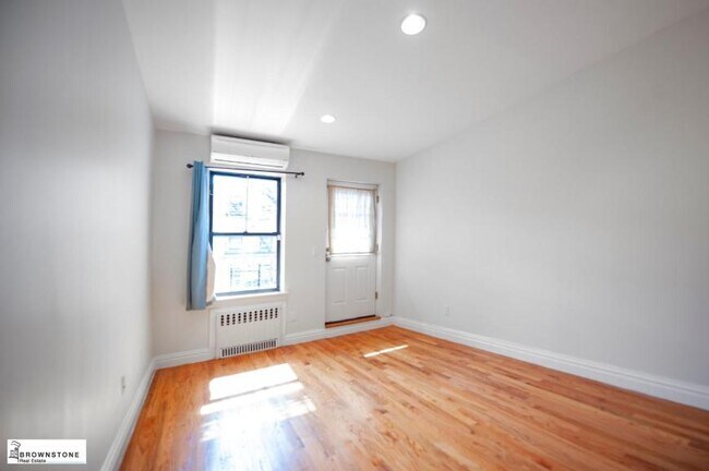 Building Photo - 3 bedroom in BROOKLYN NY 11215