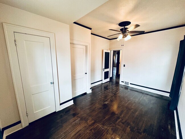 Building Photo - Charming 2-Bedroom Home w/ Finished Loft, ...