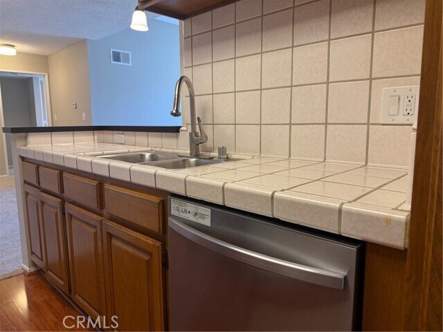 Building Photo - 222 S Central Ave