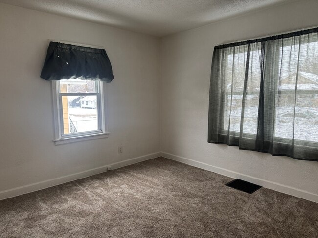 Building Photo - 2315 Green St