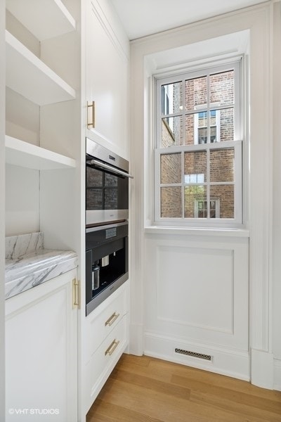 Building Photo - 2700 N Lakeview Ave