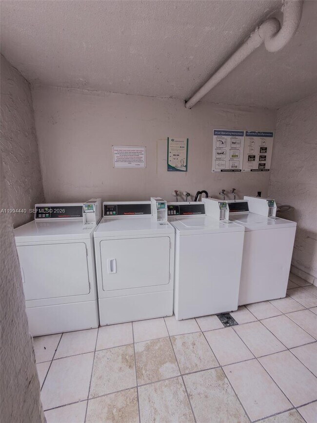 Building Photo - 8411 NW 8th St