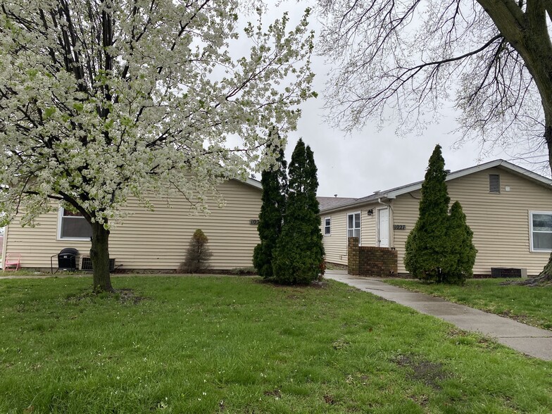 Primary Photo - 1025 N Jefferson St
