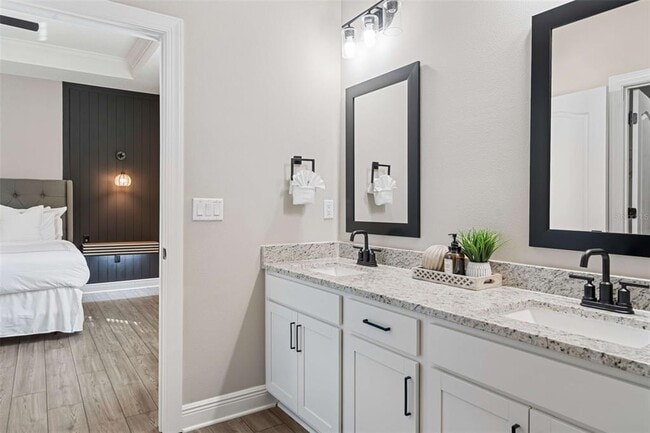 Building Photo - 7796 Somersworth Dr