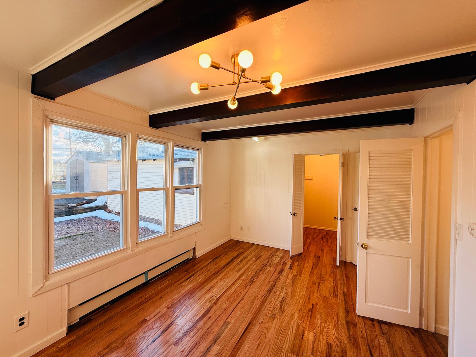 Building Photo - 86 W Main St