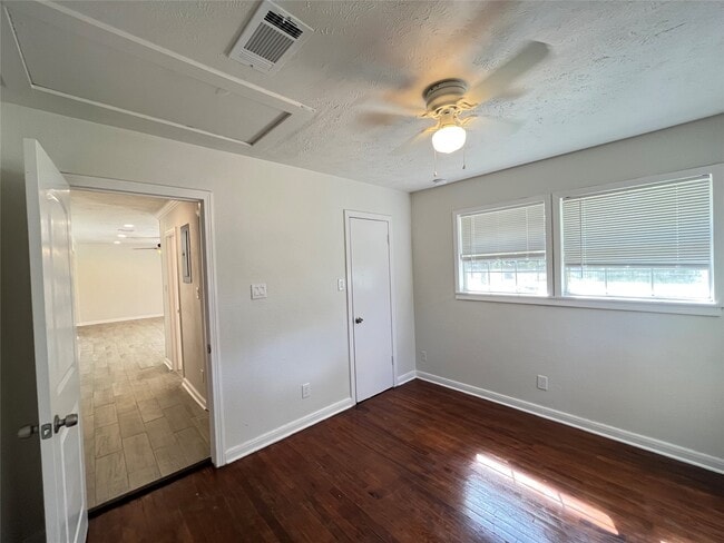 Building Photo - 7337 Orville St