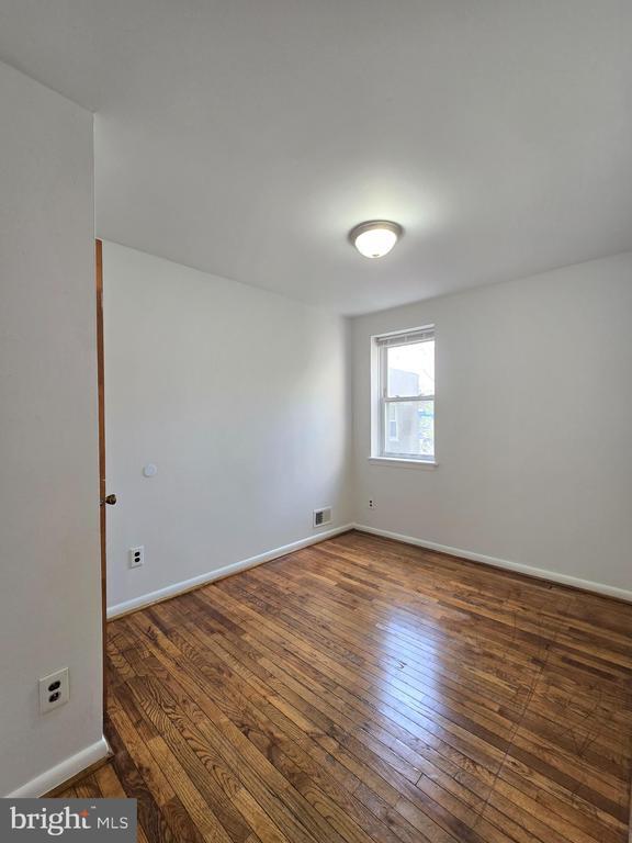 Building Photo - 1351 Christian St