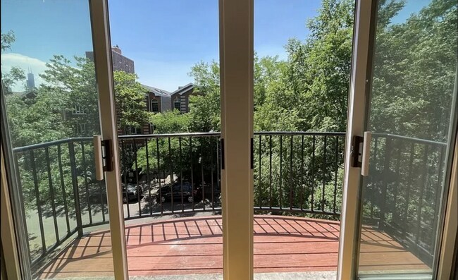 Building Photo - 2 bedroom in Chicago IL 60642