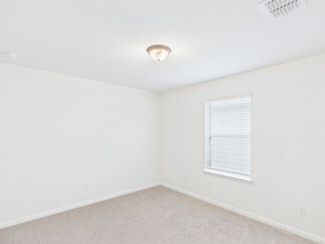 Building Photo - Santa Rita  Beauty