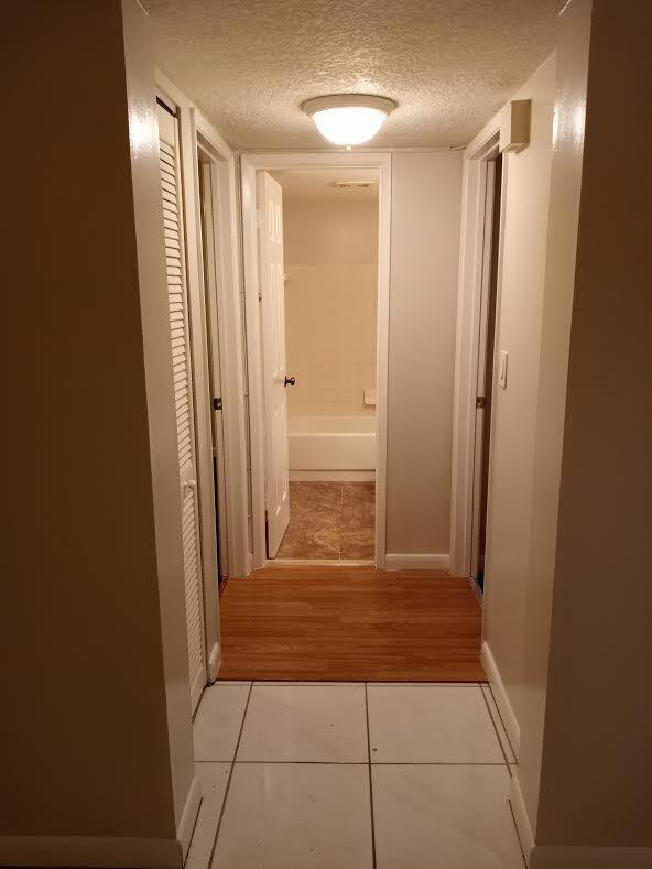 Building Photo - 512 Gardens Dr