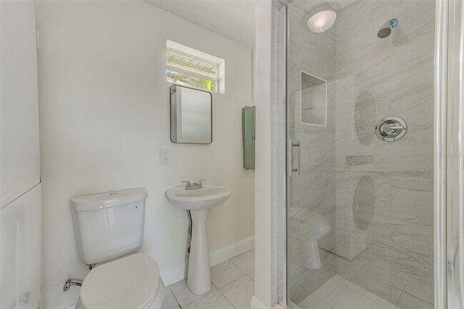 Building Photo - 178 175th Ave E