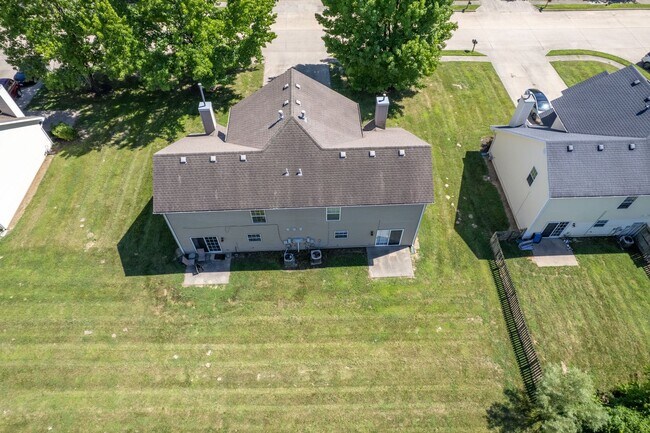 Building Photo - 4401-4403-4403 Cheryl Ct