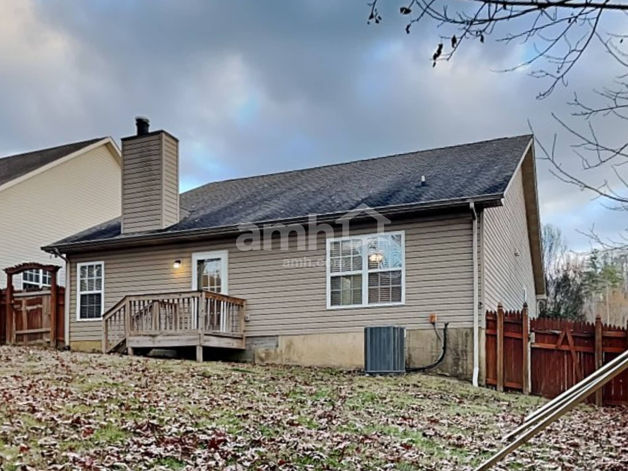 Building Photo - 10429 Kentwell Rd