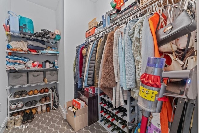 Building Photo - 12 Brownstone Ln