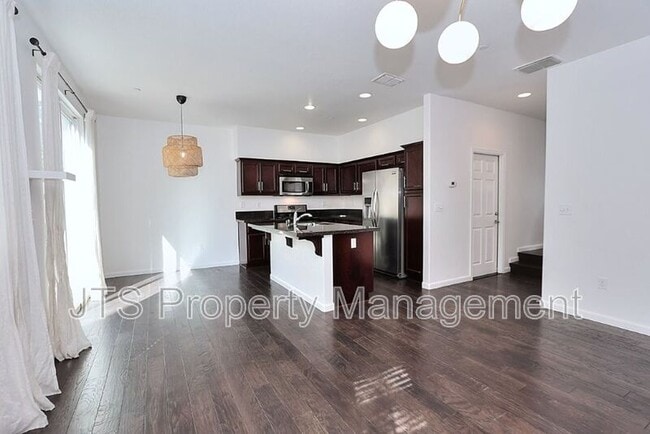 Building Photo - 3428 Trio Ln