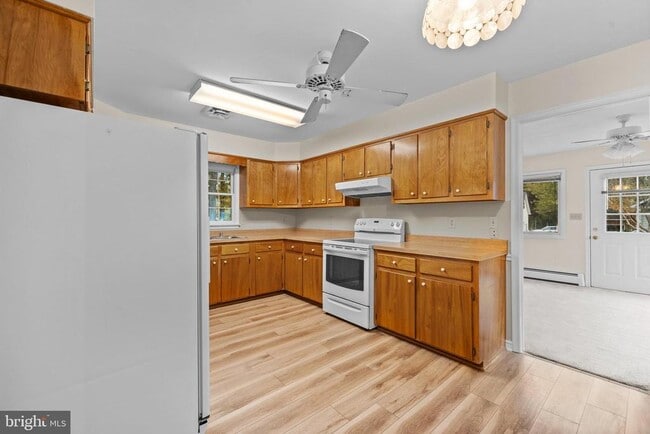 Building Photo - 21692 Potomac View Dr