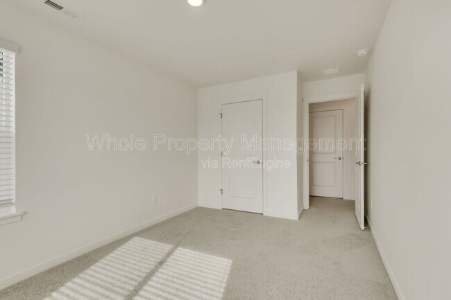 Building Photo - 18047 Dandy Brush Dr