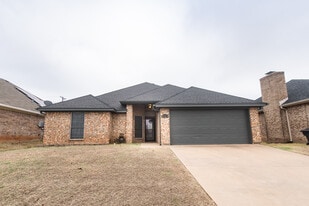 Building Photo - 5323 Northview Dr