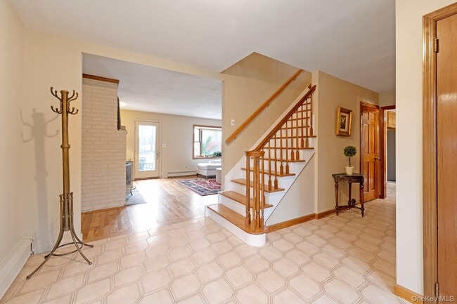 Building Photo - 5 Linda Ct