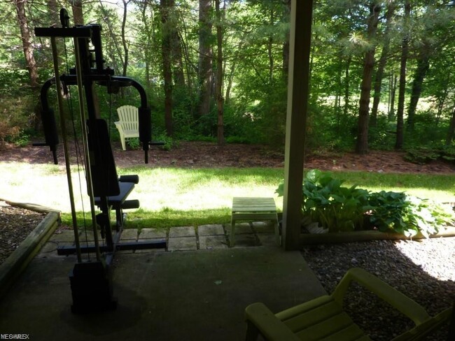 Building Photo - Solon 4 Bedroom Rental
