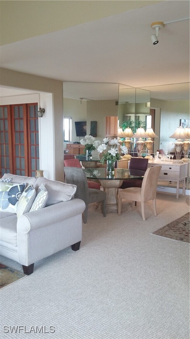 Building Photo - 6520 Valen Way