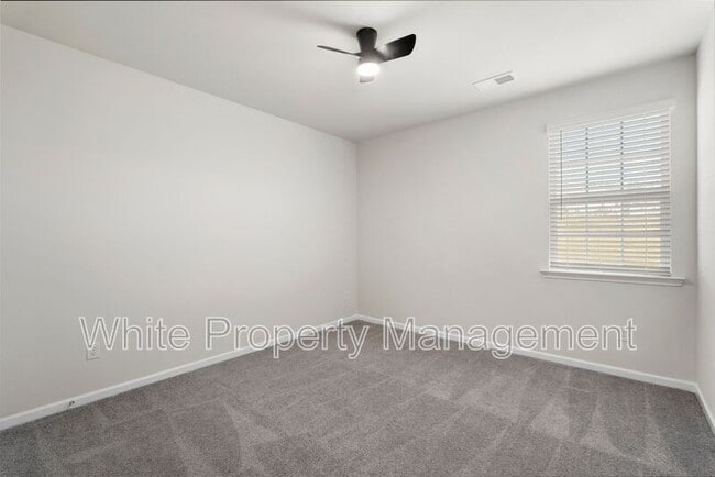 Building Photo - 2039 Morning Gold Dr