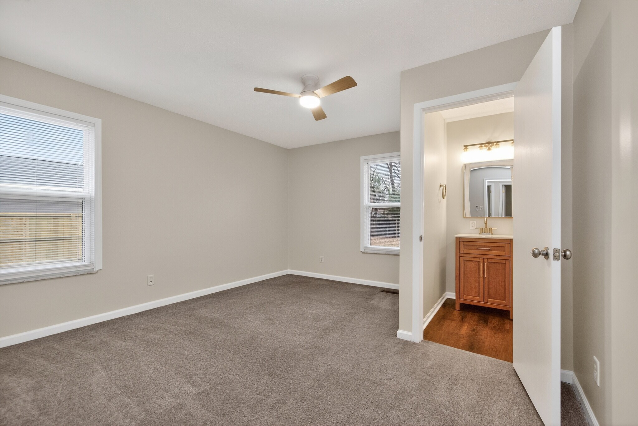 Building Photo - 11417 Washington Blvd