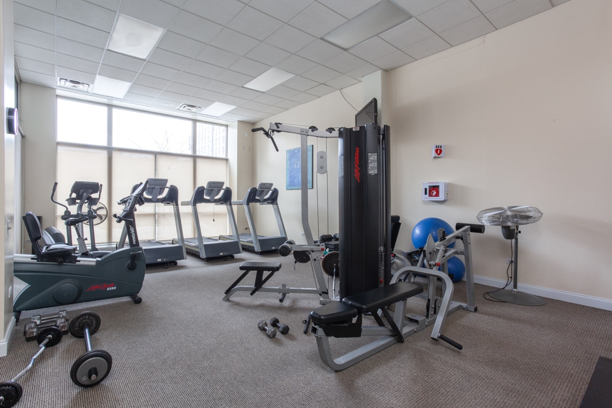 Building Photo - 1001 W Madison St