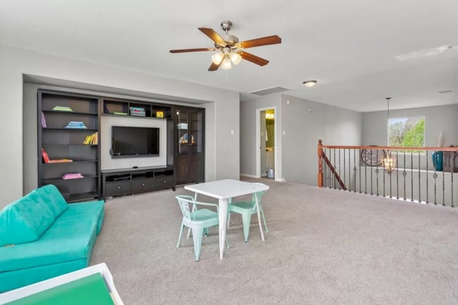 Building Photo - 3917 Links Ln