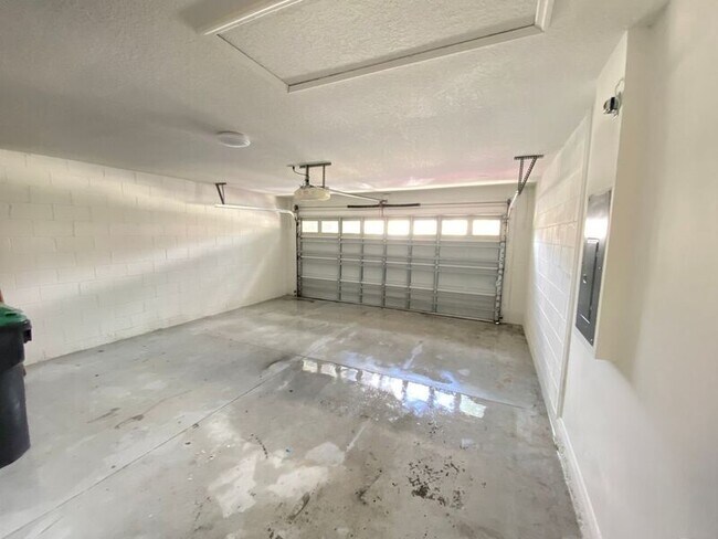 Building Photo - 9729 Pecky Cypress Way