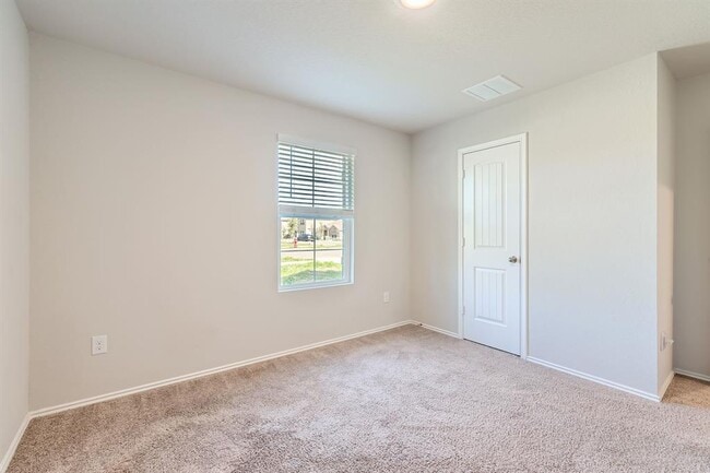 Building Photo - 6417 Wideleaf Dr