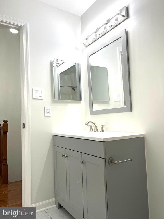 Building Photo - 14847 Winding Loop