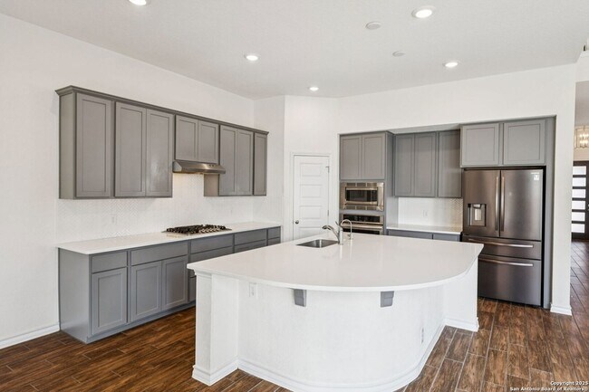 Building Photo - 12142 Buckaroo Ranch