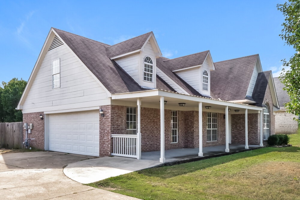 Building Photo - 2865 Pinnacle Dr