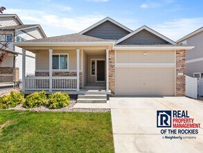 Building Photo - Beautiful, Well-Maintained Ranch Home in S...