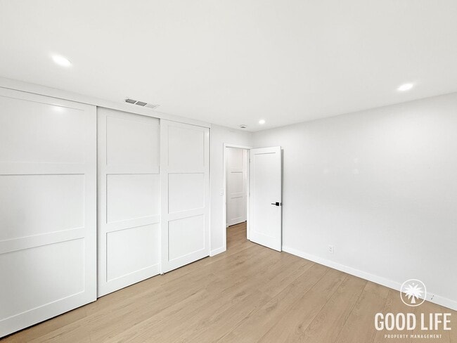 Building Photo - Comfortable 3B/1BA Home in Mira Mesa with Backyard, In-Unit Laundry and Garage
