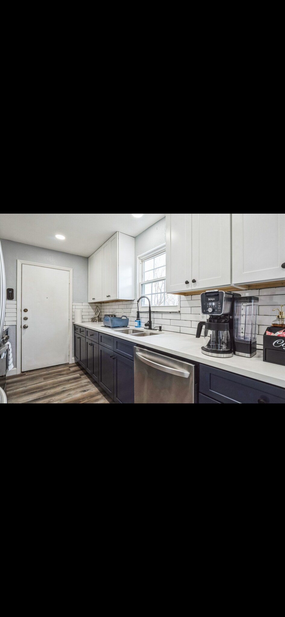 Building Photo - 3004 Matador Dr