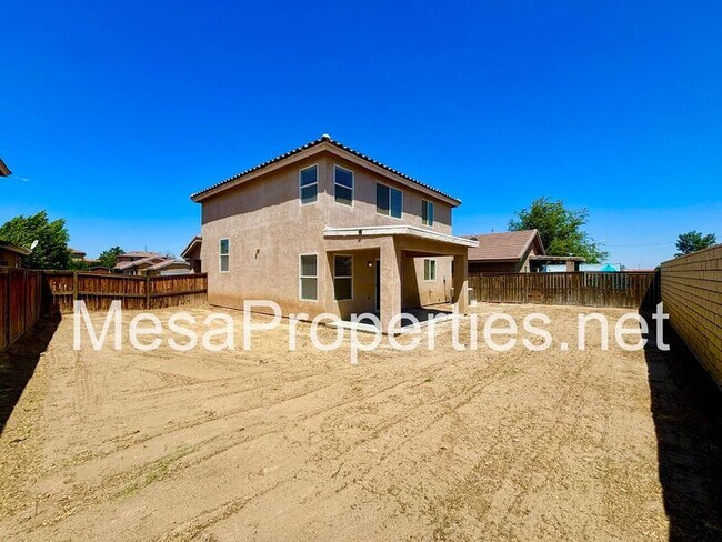 Building Photo - 15091 Brown Ln