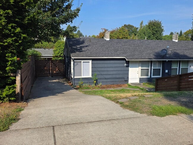 Primary Photo - Remolded Bremerton Duplex with fully fence...
