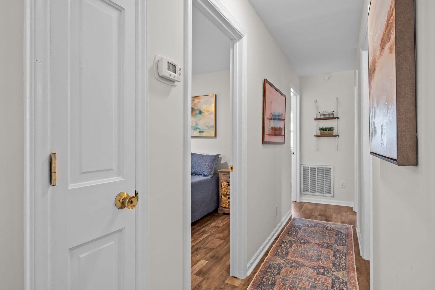 Building Photo - 1208 W Murray Ave