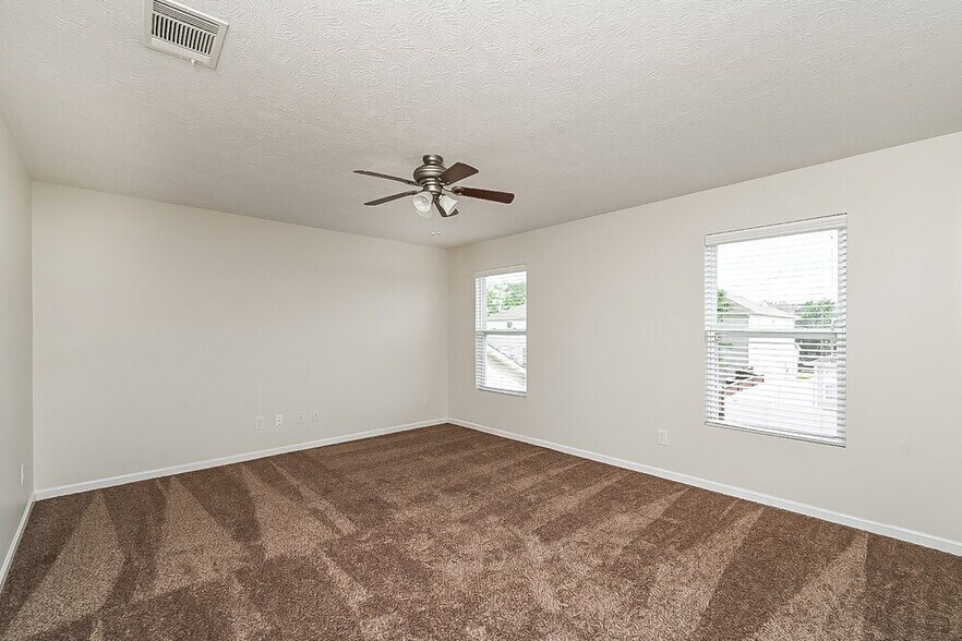 Building Photo - 3411 Almar Knot Dr