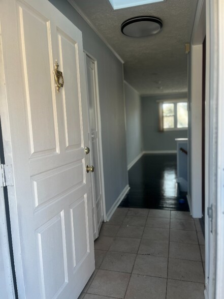 Building Photo - 11714 Smoketree Rd