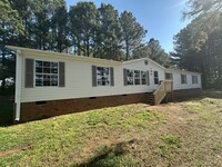 Building Photo - 796 Apple Orchard Rd