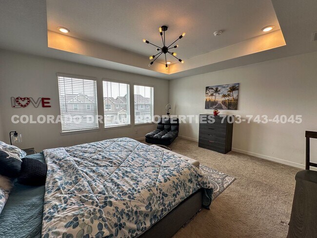 Building Photo - Luxurious fully-furnished home in Dove Vil...
