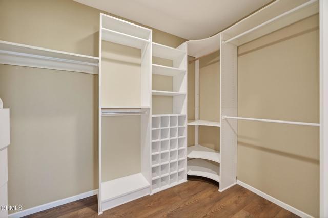 Building Photo - 1525 Fairway Dr